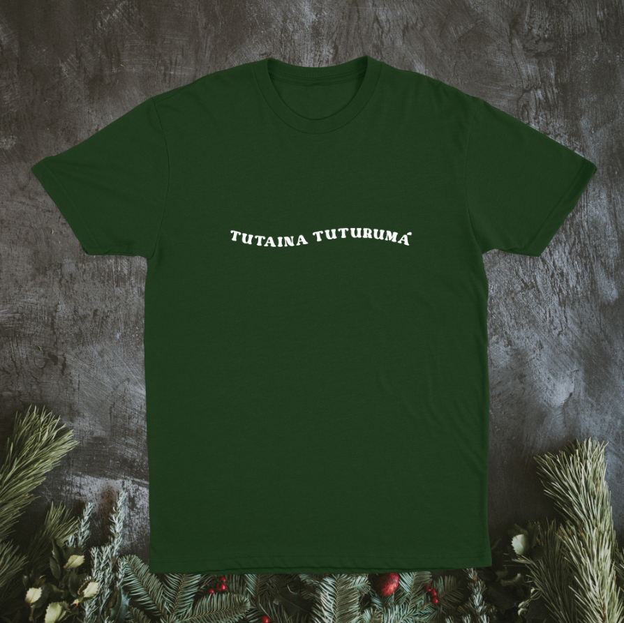 Camiseta Tutaina